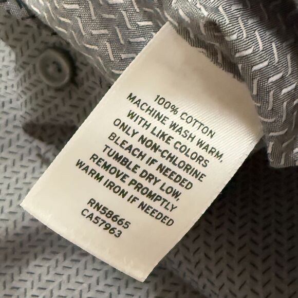 Men Calibrate Non Iron Button Down Long Sleeve Shirt in Dark Gray Size Large - Picture 4 of 5